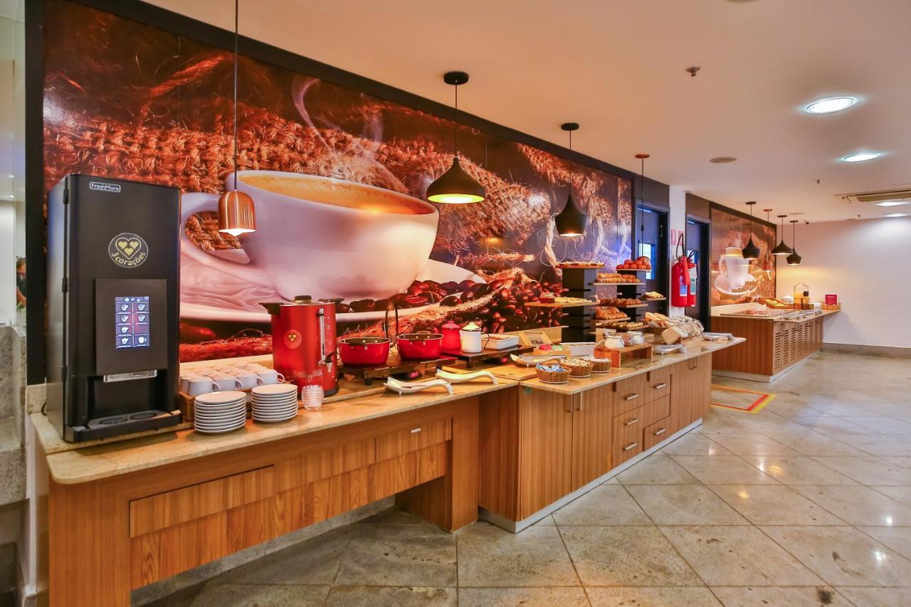 Ibis Copacabana Posto 2 Ріо-де-Жанейро Екстер'єр фото