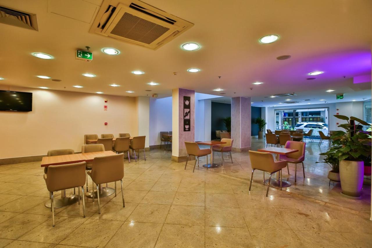 Ibis Copacabana Posto 2 Ріо-де-Жанейро Екстер'єр фото