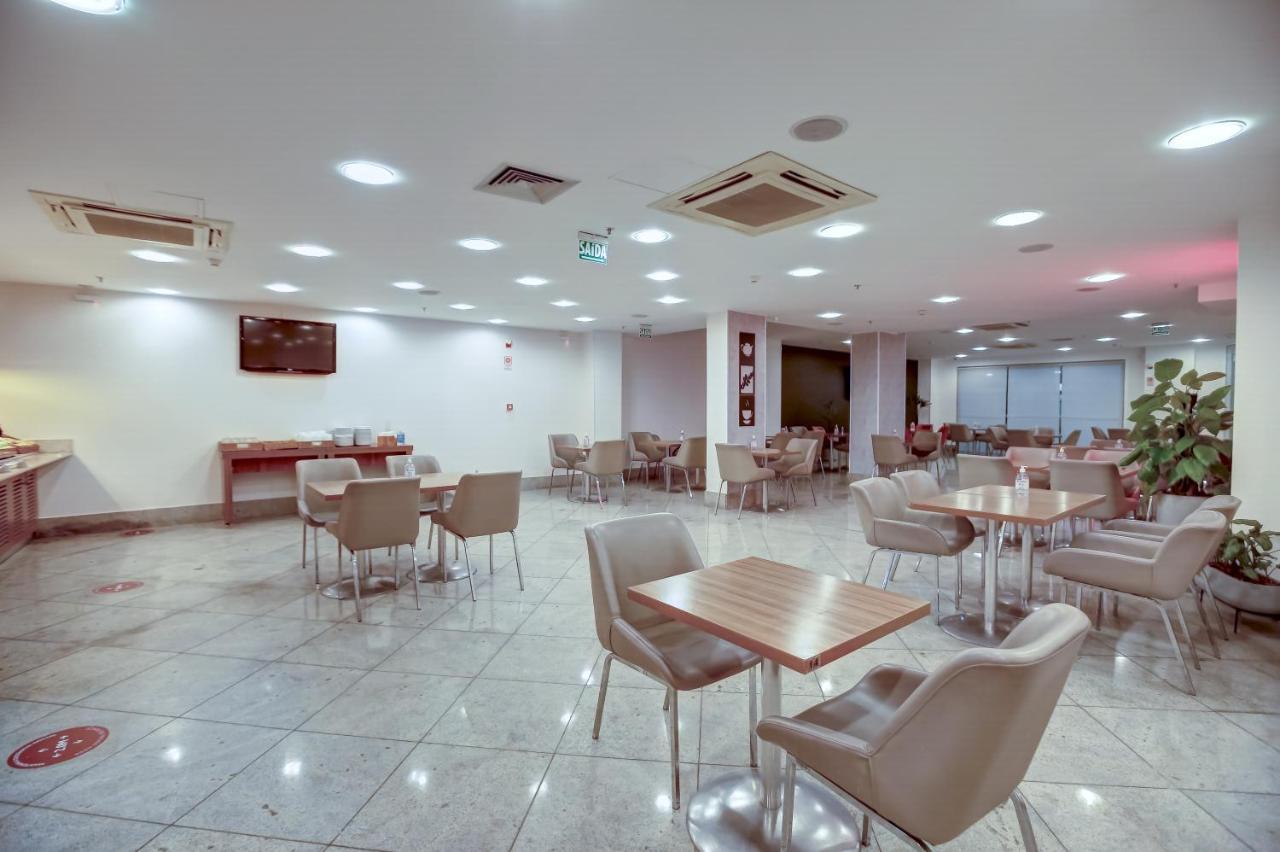Ibis Copacabana Posto 2 Ріо-де-Жанейро Екстер'єр фото